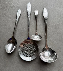 Lady Hamilton 1932 by Community Set Server Spoon Ladle, Silver Plate, Monogram D - Bild 1 von 9