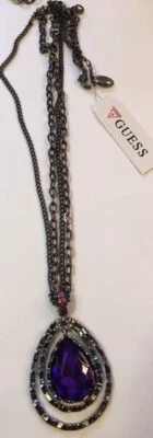 Nuevo con etiquetas Collar Guess Multi Hilos de Metal Negro con Colgante Lágrima Púrpura Foto 1 de 3