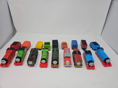 Thomas & Friends Trackmaster Working Lot X 18 Starter Lot Mattel Train Tank VGUC Cover