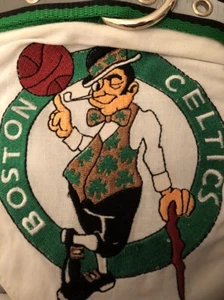 NBA Basketball Pet Collar Bandana Dogs/Cats - Boston Celtics - Size Medium -NEW! - Picture 1 of 4
