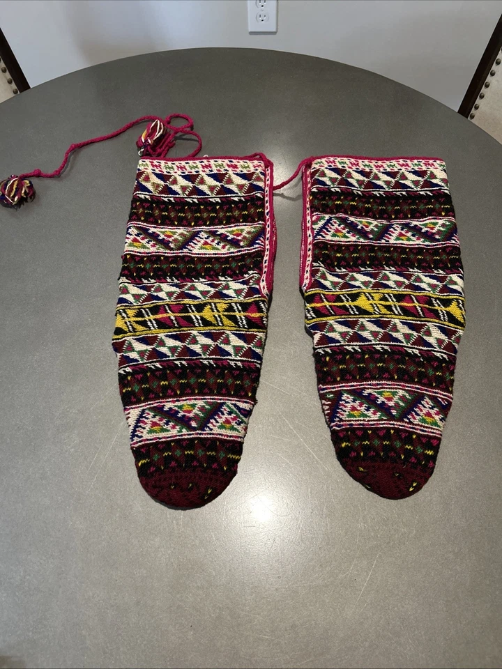 Mocasines largos unisex vintage tejidos a mano MukLuks suela de cuero ganchillo Foto 1 de 4