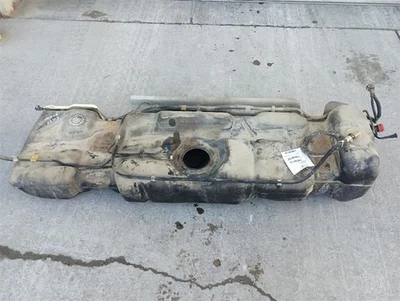 31 Gallon Gasoline Fuel Tank from 2013 GMC Yukon XL 1500 11188339 - Image 1 of 4