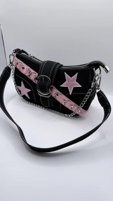 Bolso de Hombro Estrella Rosa Negro Y2K con Cadena - Cartera Baguette Años 2000 Imitación Gamuza Foto 1 de 4