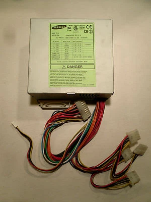 Samsung PC-Netzteil, Model PSCD201605DDC - Bild 1 von 3