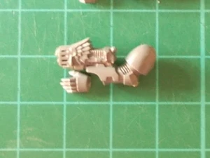 Warhammer 40K - Blood Angels sanguinary Guard Plasma Pistol OOP - 40k bits - Picture 1 of 1