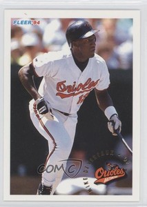 1994 Fleer Mike Devereaux #3