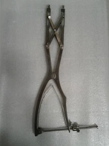 Stryker 33660300 Parallel Distractor - Picture 1 of 7