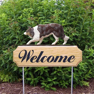Border Collie Wood Welcome Outdoor Sign Red Merle - Picture 1 of 1