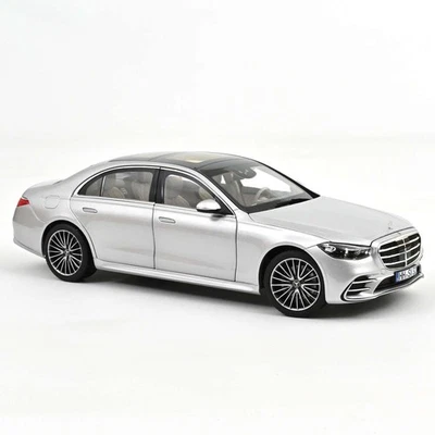 Mercedes S-Class AMG 2021 Argento Modellino 1:18 Norev - Immagine 1 di 4