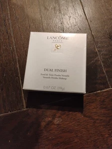Lancome Dual Finish Versatile Powder Makeup Matte Porcelaine I OG Formula .67 Oz - Bild 1 von 3