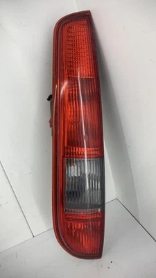 Feu arriere principal gauche (feux) FORD FOCUS 2 PHASE 1 BREAK 1499842 - Photo 1/4