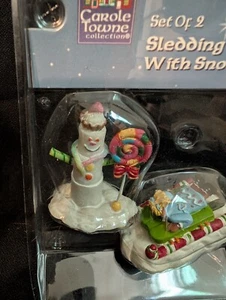 2004 Lemax Carole Towne Sledding With Snowman # 42848 Mint In Package - Picture 1 of 4