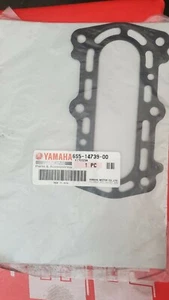 OEM Yamaha Gasket 6S5-14739-00 - Picture 1 of 1