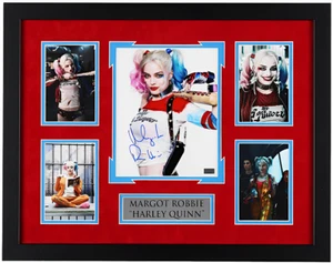 Huge -MARGOT ROBBIE- HARLEY QUINN CA/BECKETT Signed/Autograph/Auto Photo Display - Picture 1 of 3