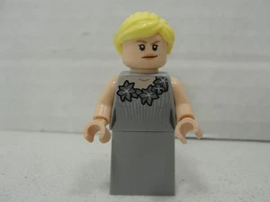 LEGO Harry Potter Cáliz de Fuego Flor Delacour Minifigura - Imagen 1 de 3