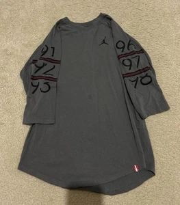Jordan 6 Time camicia uomo grigio scuro media manica corta scusate per le vostre perdite - Foto 1 di 24
