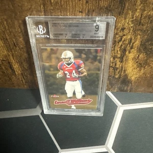 2005Fleer  Ultra Lucky 13 Carnell Williams RC #206 Graded Beckett 9  of 331/599 - Picture 1 of 4