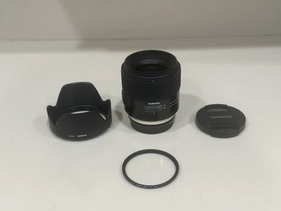 Tamron SP 35mm F/1.8 Di VC  (for Canon EF) w/Hood & Filter Mint - Image 1 of 4