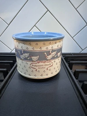 Rare vintage 90s country marmalade goose geese mini crock pot potpourri crock - Image 1 of 4