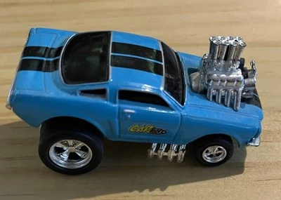Funline 2001  Muscle Machines  Rubber Tires  Die-Cast  Blue W/ Black Stripes - Image 1 of 4