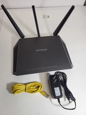 Netgear Nighthawk AC1900 R7000 Dual Band WiFi Router - 4 Ethernet Ports Reset - Image 1 of 4