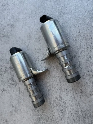 Sensor de posición del árbol de levas motor gasolina 2,3 L Ford Mustang 2015-2018 Foto 1 de 4