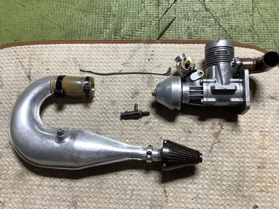 K&B  7.5 Outboard Engine With Tuned Pipe - Image 1 of 4