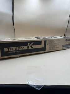 Original Kyocera TK-8327K Schwarz Toner Kit UGLY BOX - Bild 1 von 3