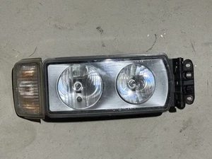 Iveco Eurocargo 80E21 LKW Scheinwerfer Frontscheinwerfer mit Blinker rechts - Bild 1 von 4