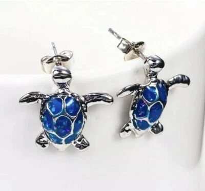 Plata de Ley 925 Chapada Ópalo Azul Fuego ~ Tortuga Marina ~ Perno con Caja de Regalo Gratis 🎁 Foto 1 de 4