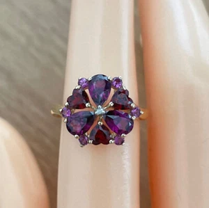 Anillo en racimo de granate, amatista y diamantes de oro amarillo de 9 quilates, talla M 1/2 del Reino Unido - Imagen 1 de 6