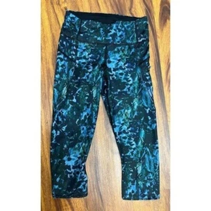 Lululemon Athletica Blumendruck kurze Leggings Größe 2 - Bild 1 von 4