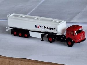 Brekina 84132 Krupp SF980 Tanksattelzug Mobil Heizoel HO 1:87 - Foto 1 di 2