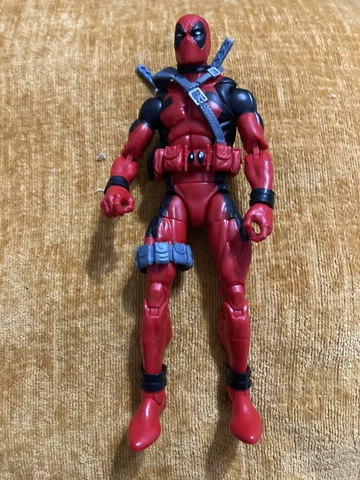 Marvel Legends Deadpool Figure Red Suit Classic Comic Sasquatch Loose Complete Cover