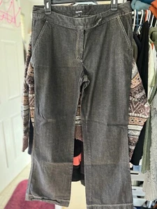 wjg-daisy fuentes    WOMENS BLACK DRESSY JEANS mid rise    12.     NEW. - Picture 1 of 3