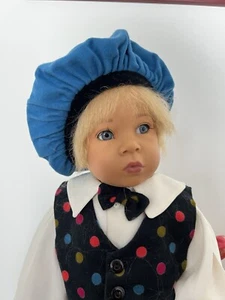 Künstlerpuppe Micheli von Elisabeth Lindner  - Bild 1 von 6