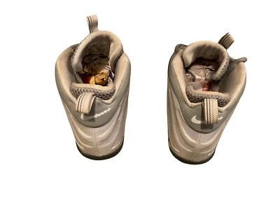 Kid’s Nike Foampocite Athletic Shoes Boy’s Size 1.5Y #CU1055-001 - Image 1 of 4