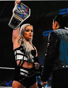 Liv Morgan **HAND SIGNED** 10x8 photo ~ WWE ~ AUTOGRAPHED - Picture 1 of 1