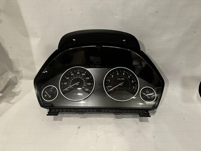 12-18 BMW 320i 328i 330i 335i 340i 430i 440i (F30 F32) CLUSTER VELOCÍMETRO Foto 1 de 3