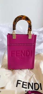 $1750 Fendi logotipo plexiglass mini bolsa tote de compras luz do sol rosa - Imagem 1 de 4