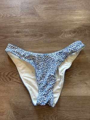 PINK By Frankie's Bikinis 女式 Golden Hour 比基尼豹中号 — 第 1/4 张图片
