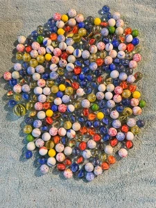 Lote De Colección De Canicas De Vidrio 3.4 Libras Tiradores Motas Multicolor - Imagen 1 de 9