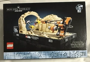 Lego Star Wars 75380 MOS ESPA PODRACE ~ 718 Pieces ~ 25 Years of Lego Star Wars - Picture 1 of 2