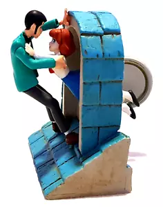 Lupin III Gashapon "Fujiko Mine/Margot e Lupin" cm. 6 x 6 x 6 h MP/T-N B. China - Imagen 1 de 5