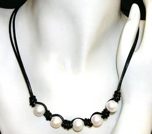 Collier De Perles Cultivées 10 MM Avec Cuir Noir Nœuds Et Argent De 1ª Loi 925 - Picture 1 of 2