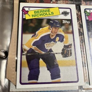 1988-89 Topps Los Angeles  Kings Hockey Card #169 Bernie Nicholls
