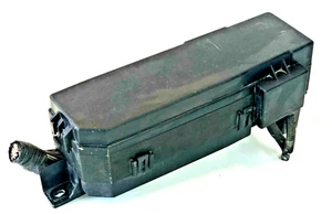 Mazda Tribute 2001-2004 motor fusible caja compartimento de relé fabricante de equipos originales - Imagen 1 de 4