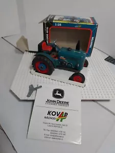 Lanz Bulldog 4016 1:25 Scale Wind Up Tin Tractor Toy Czech Republic RARE - Picture 1 of 20