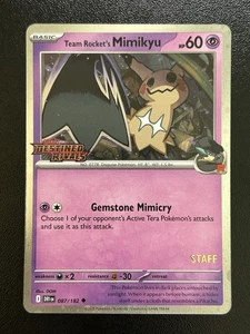 TEAM ROCKET'S MIMIKYU Destined Rivals Prerelease Staff Promo 087/182 HOLO NM (B) - Foto 1 di 8