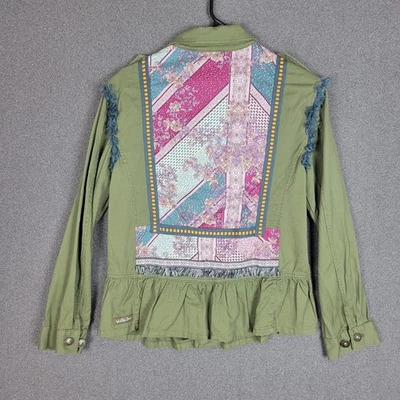Chaqueta utilitaria Matilda Jane S verde bordado con flecos de retazos Foto 1 de 4